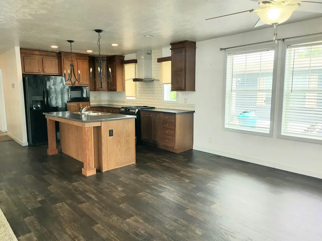 2179 Leisure Lane Garfield Charter Township MI 49686