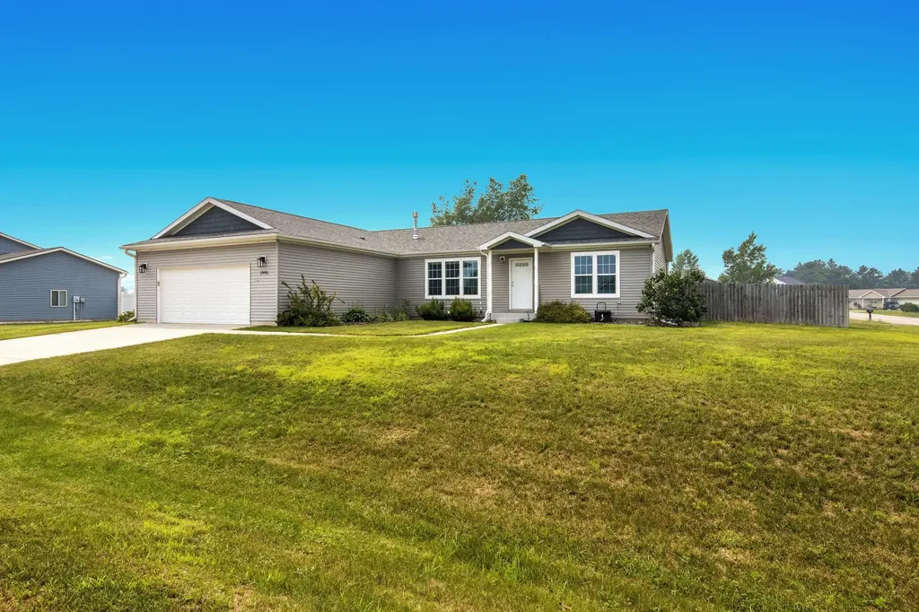 1995 Hansen Circle Blair Township MI 49685