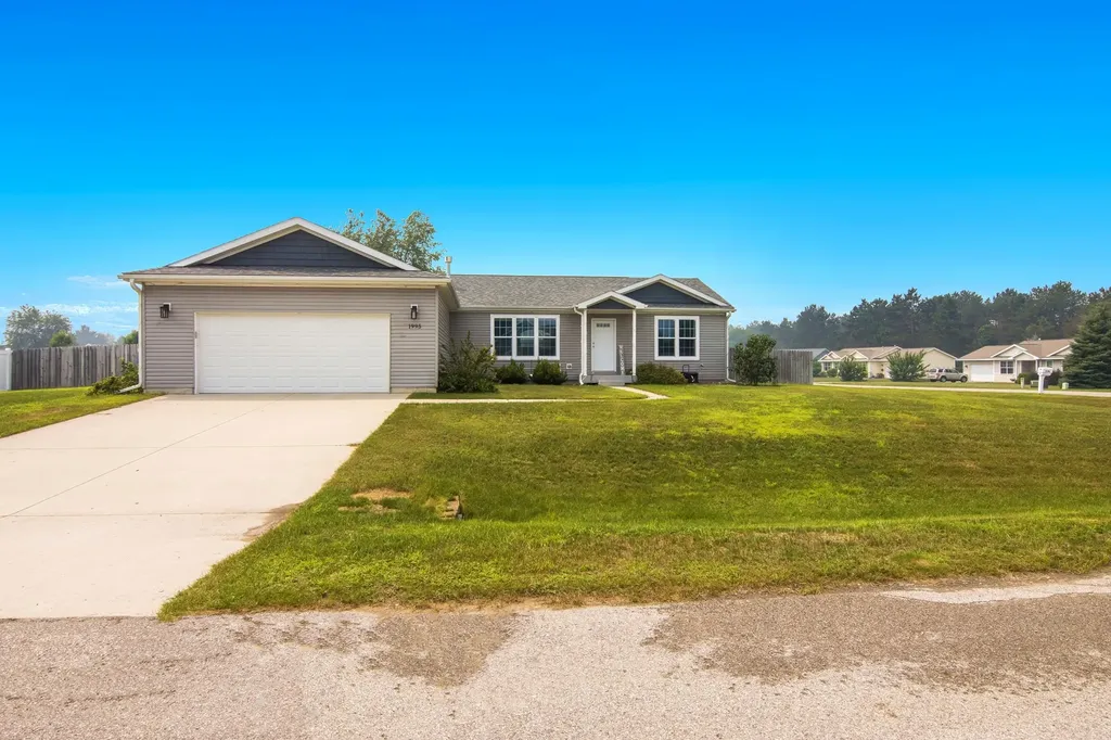 1995 Hansen Circle Blair Township MI 49685