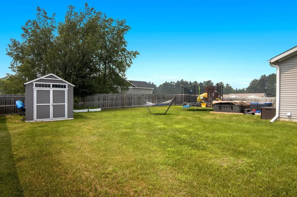 1995 Hansen Circle Blair Township MI 49685