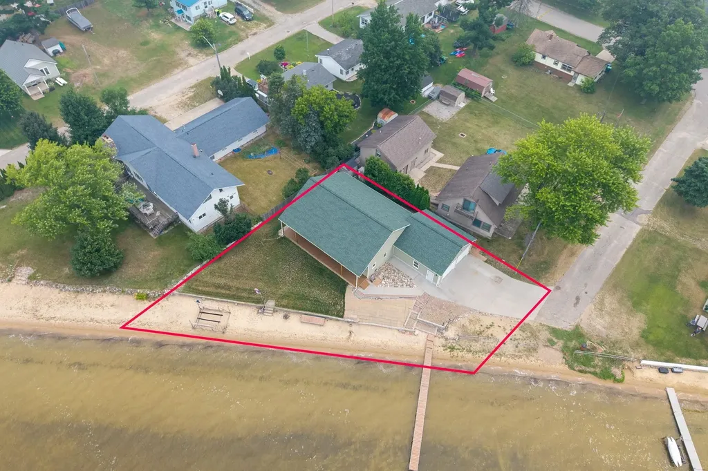 250 Langley Street Lake City City MI 49651