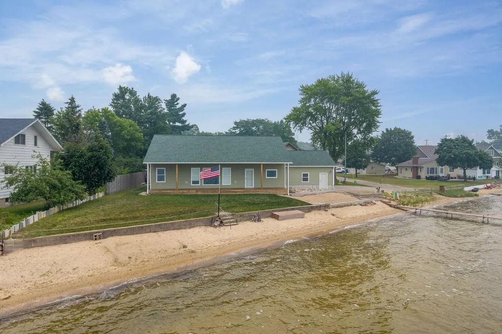 250 Langley Street Lake City City MI 49651