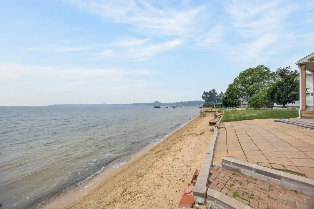 250 Langley Street Lake City City MI 49651