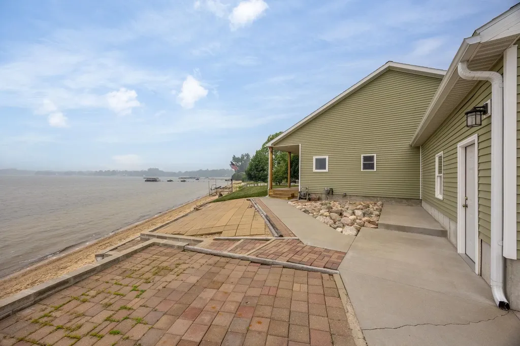 250 Langley Street Lake City City MI 49651