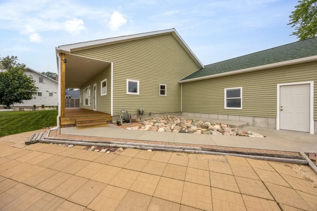 250 Langley Street Lake City City MI 49651