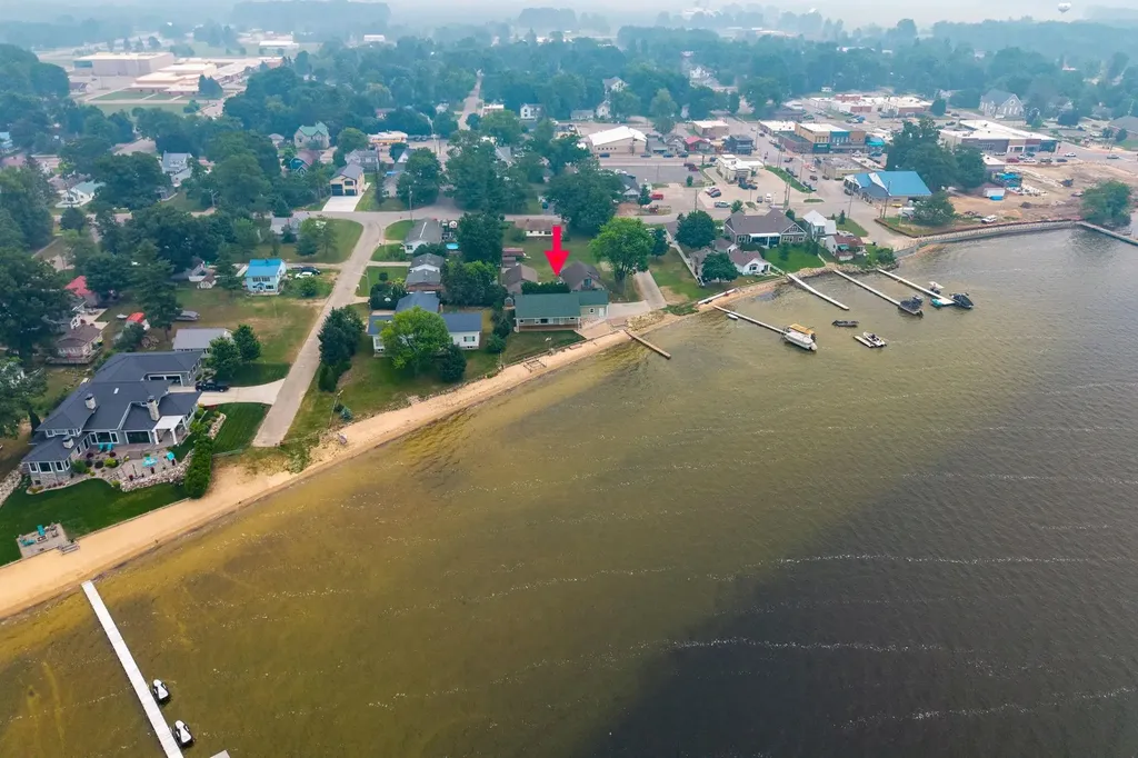 250 Langley Street Lake City City MI 49651