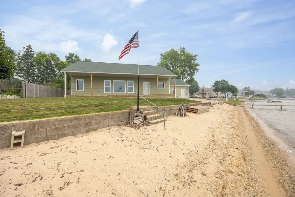 250 Langley Street Lake City City MI 49651