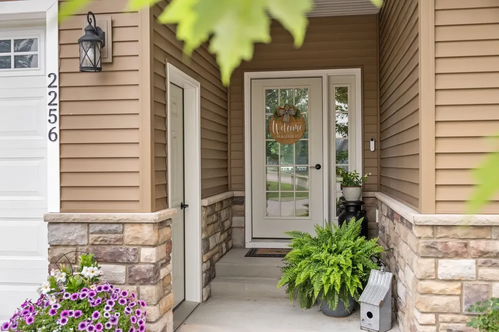 2256 Chelsea Lane Garfield Charter Township MI 49685