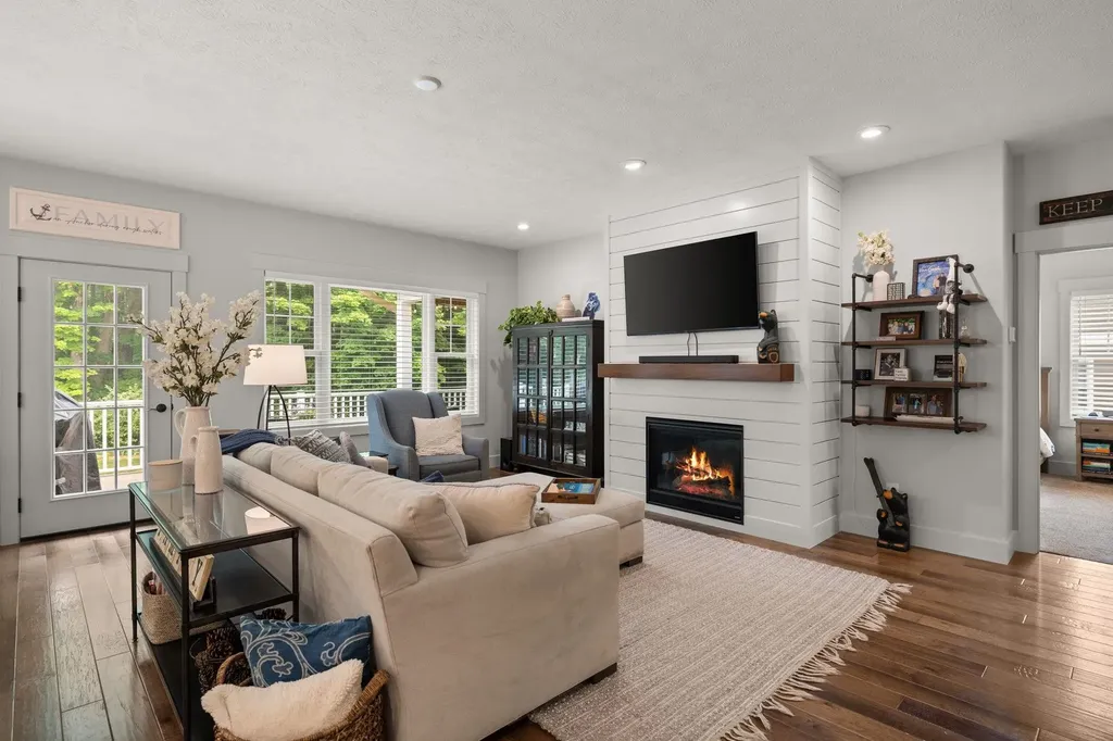 2256 Chelsea Lane Garfield Charter Township MI 49685