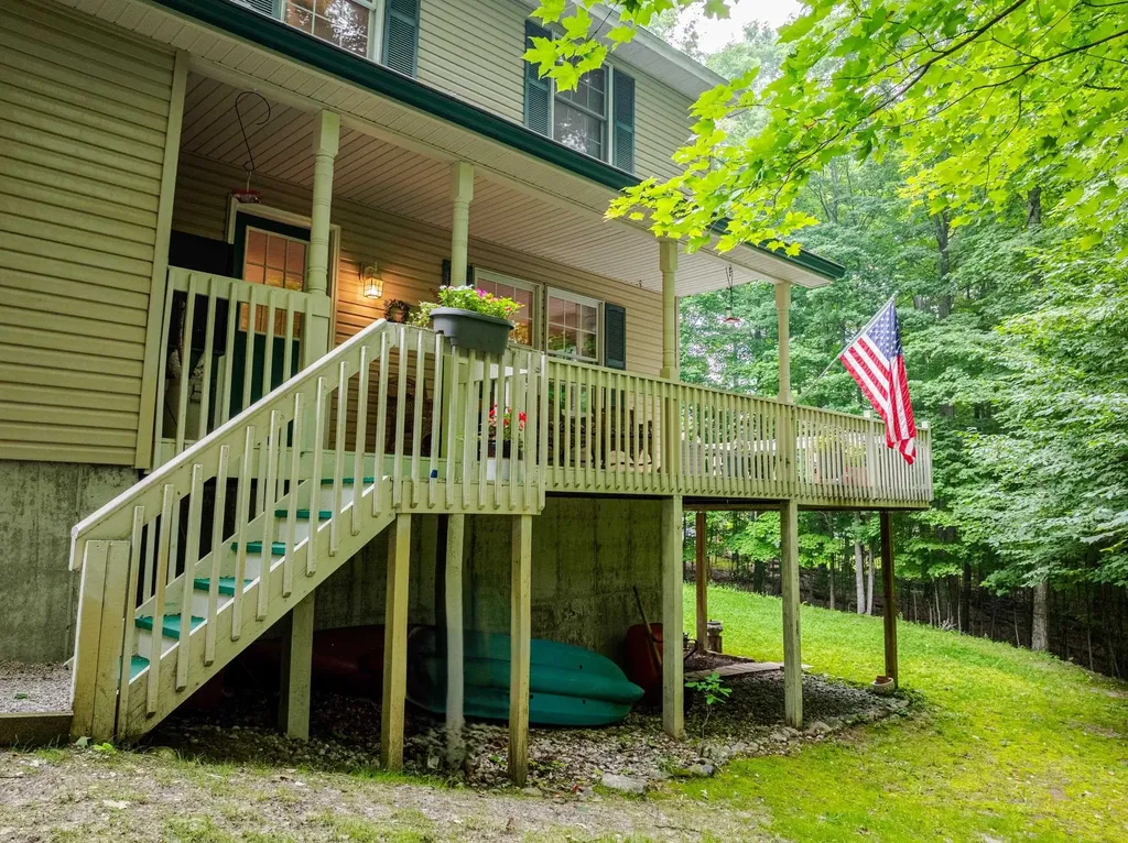 209 Black Ridge Court East Bay Township MI 49696