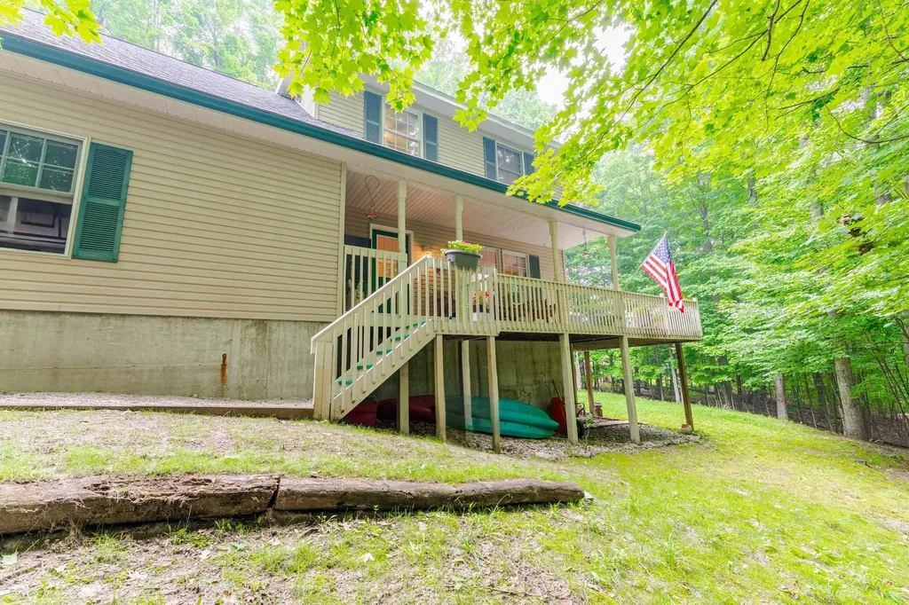 209 Black Ridge Court East Bay Township MI 49696