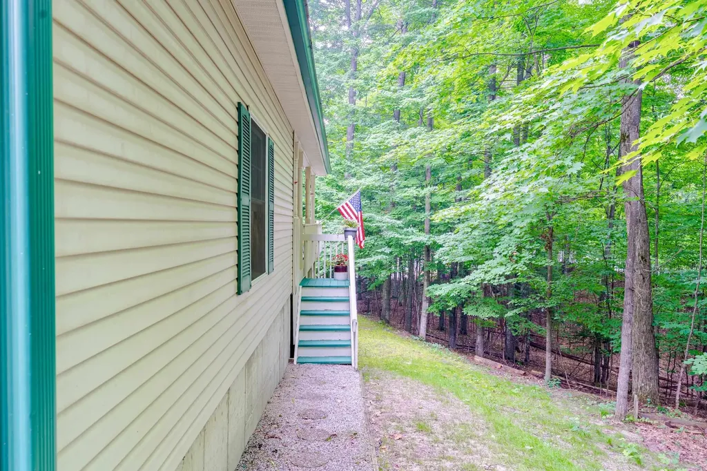 209 Black Ridge Court East Bay Township MI 49696