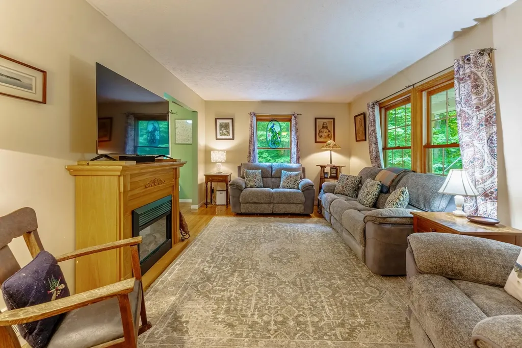 209 Black Ridge Court East Bay Township MI 49696