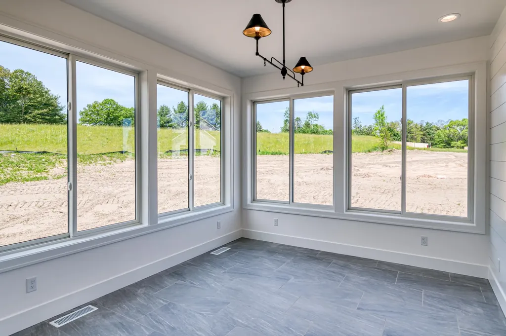 193 Vineyard Ridge Drive Peninsula Township MI 49686