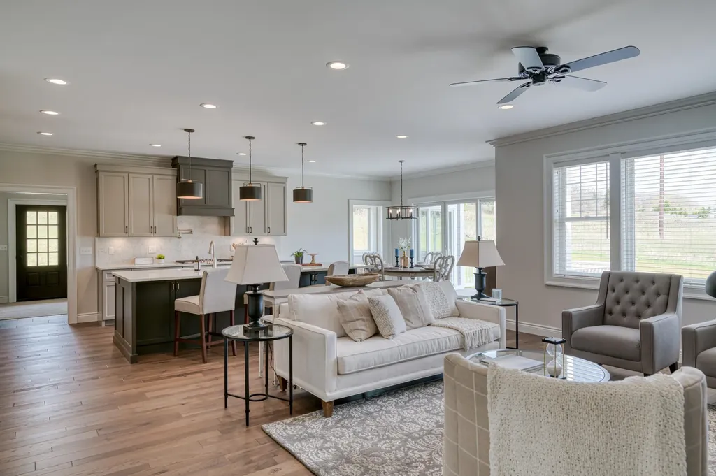 229 Vineyard Ridge Drive Peninsula Township MI 49686