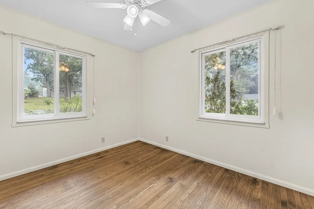 805 Indian Trail Boulevard East Bay Township MI 49686
