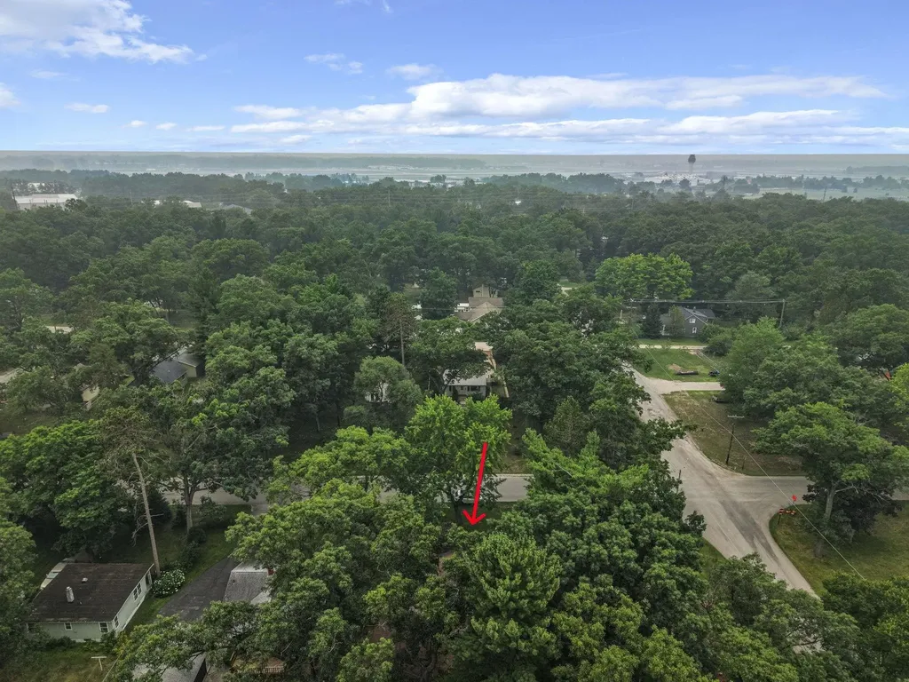 805 Indian Trail Boulevard East Bay Township MI 49686