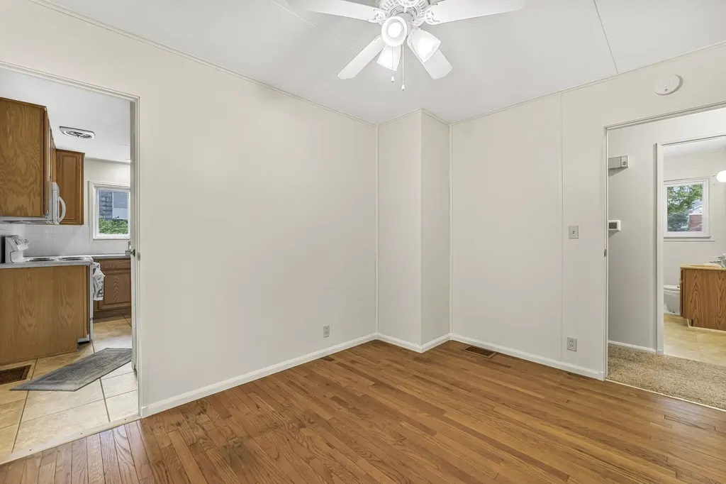 805 Indian Trail Boulevard East Bay Township MI 49686
