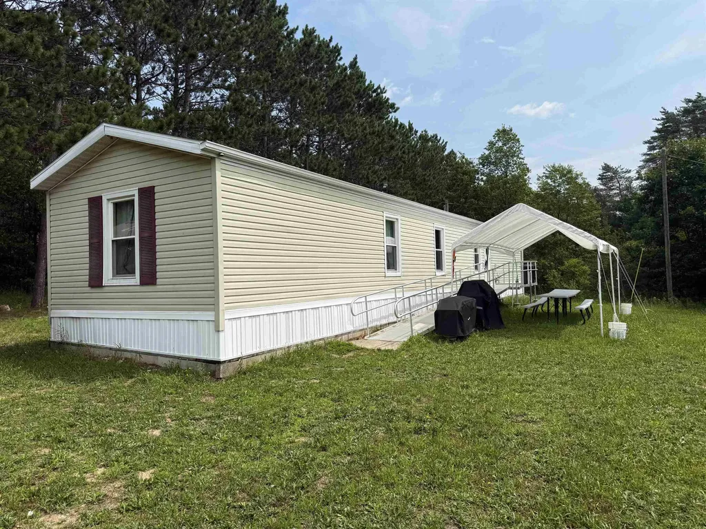 3512 SW Ingersoll Road Springfield Township MI 49633