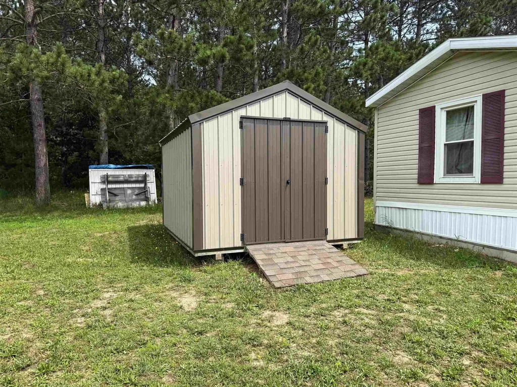 3512 SW Ingersoll Road Springfield Township MI 49633