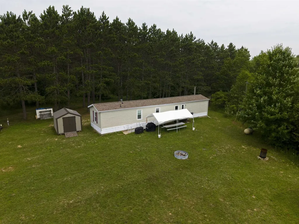 3512 SW Ingersoll Road Springfield Township MI 49633