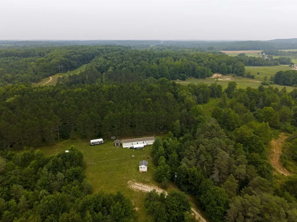 3512 SW Ingersoll Road Springfield Township MI 49633