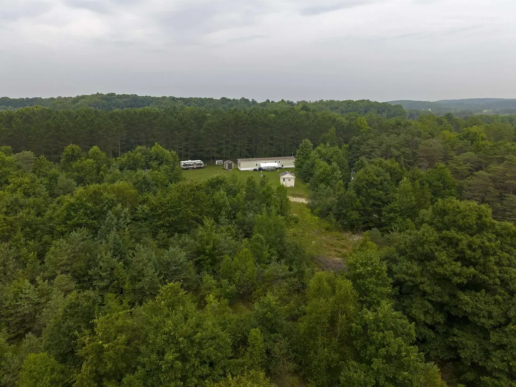 3512 SW Ingersoll Road Springfield Township MI 49633