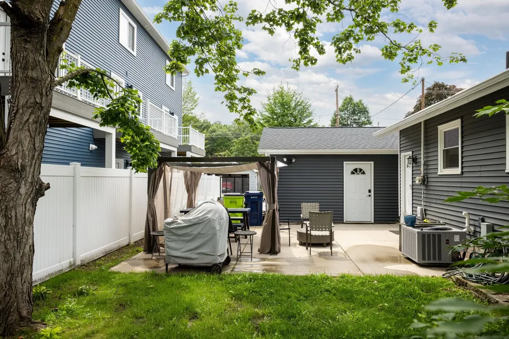 1022 Centre Street Traverse City City MI 49686