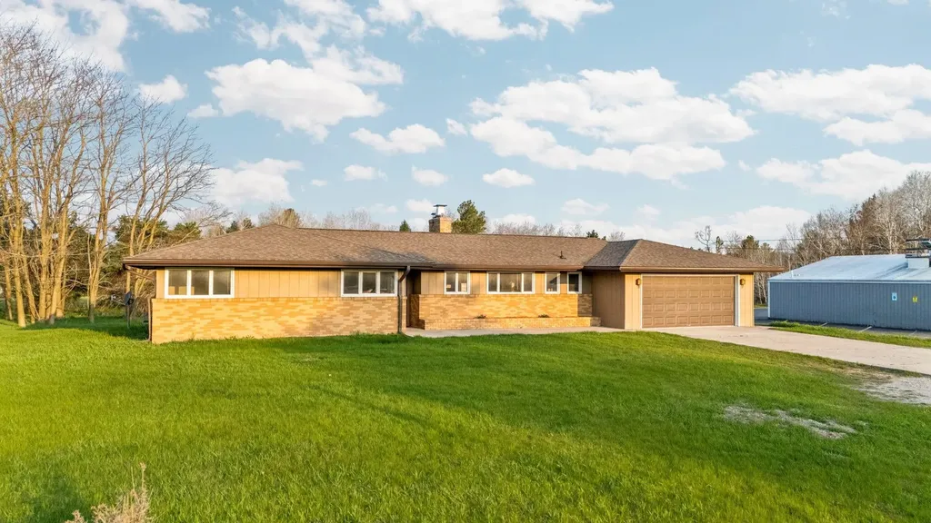 402 S Division Street Kearney Township MI 49615