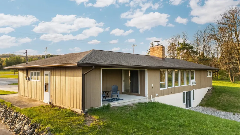 402 S Division Street Kearney Township MI 49615