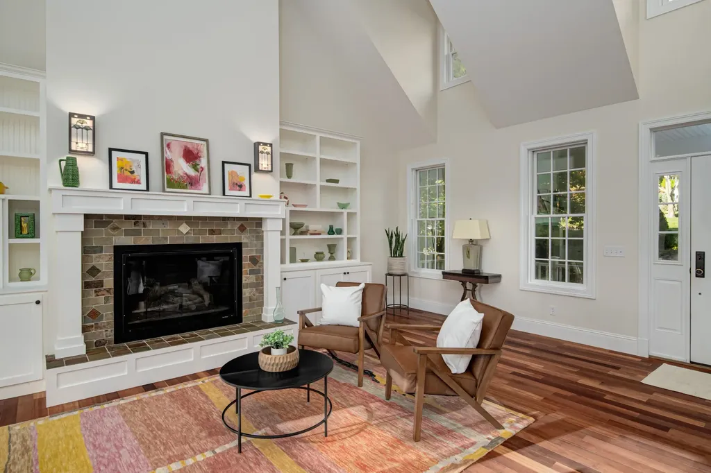 6436 Peregrin Court Peninsula Township MI 49686