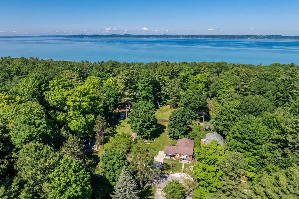 906 Livingston Elk Rapids Township MI 49629