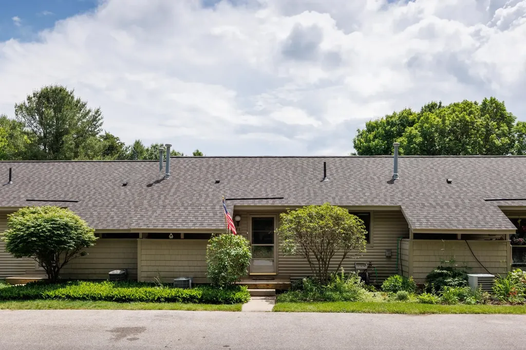 11255 E Fort Road Bingham Township MI 49682
