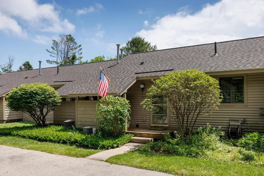 11255 E Fort Road Bingham Township MI 49682