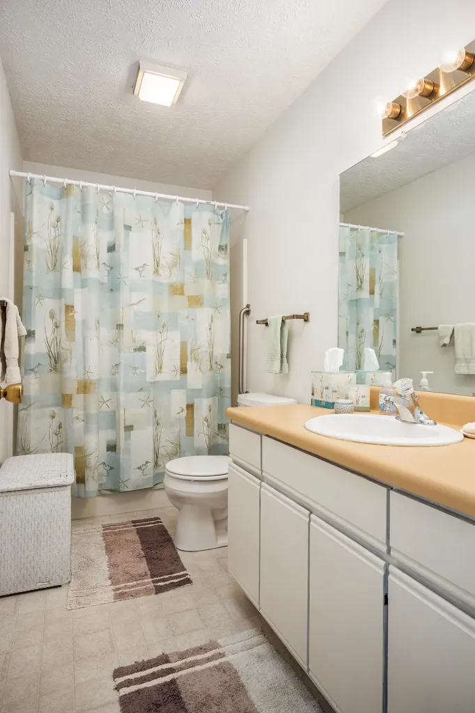 11255 E Fort Road Bingham Township MI 49682