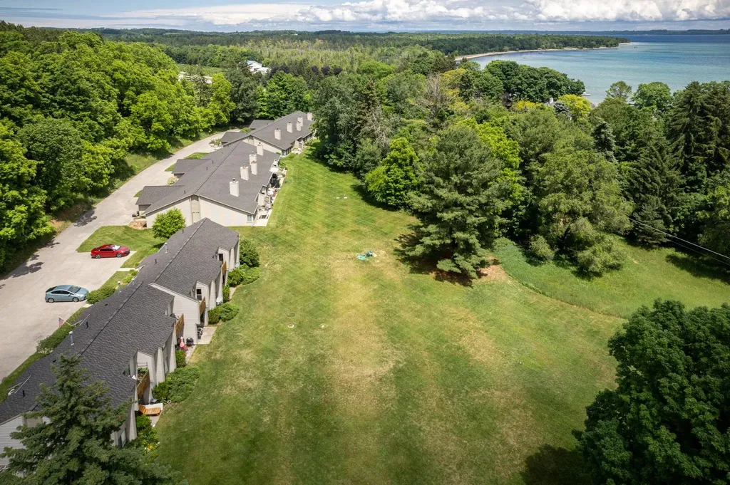 11255 E Fort Road Bingham Township MI 49682