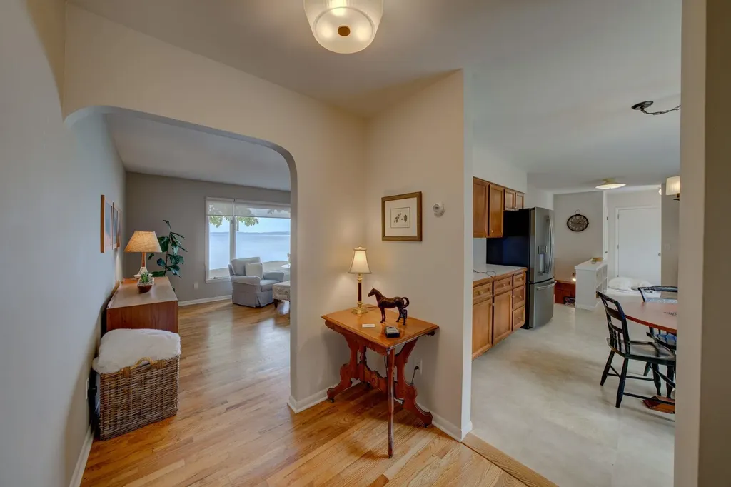 11711 S West Bay Shore Drive Elmwood Charter Township MI 49684