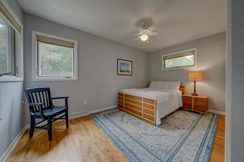 11711 S West Bay Shore Drive Elmwood Charter Township MI 49684