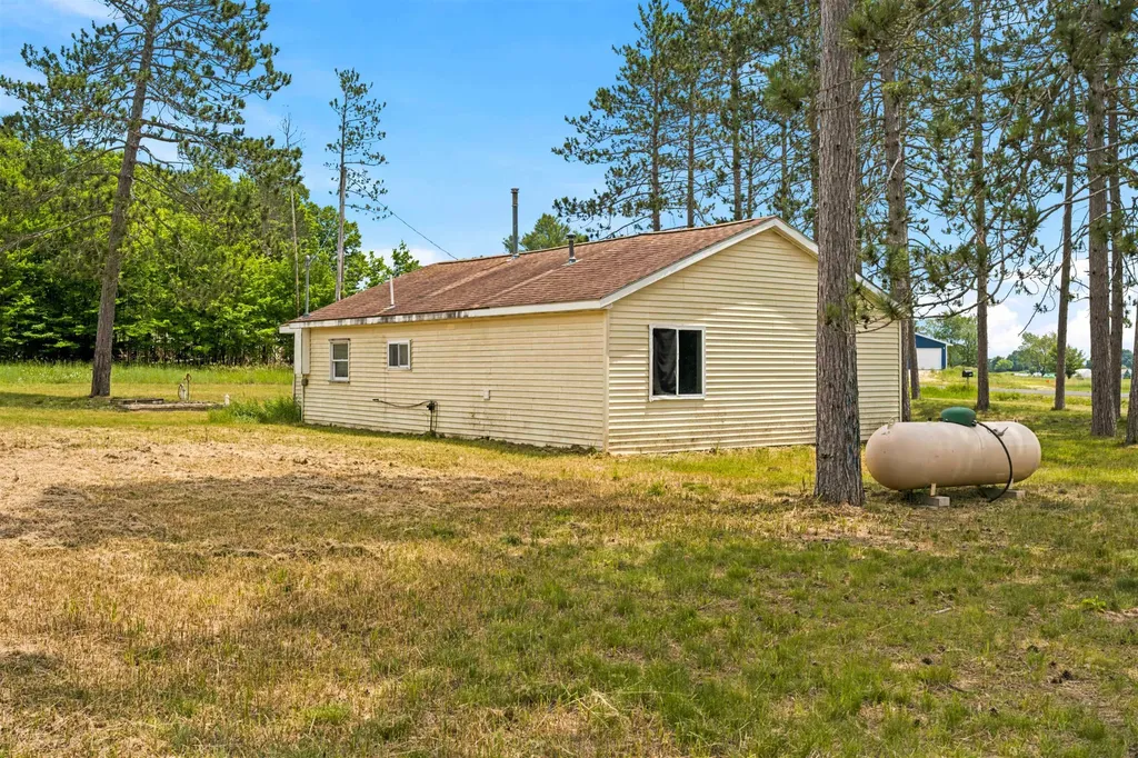 2655 E County Line Road Paradise Township MI 49649