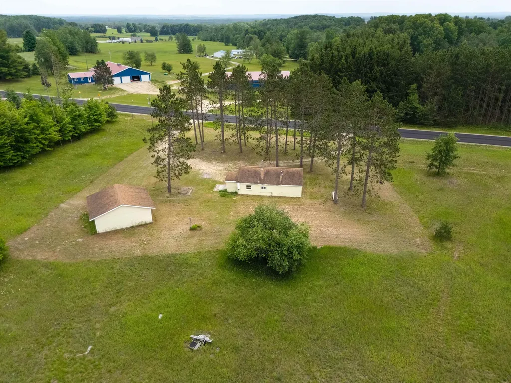 2655 E County Line Road Paradise Township MI 49649