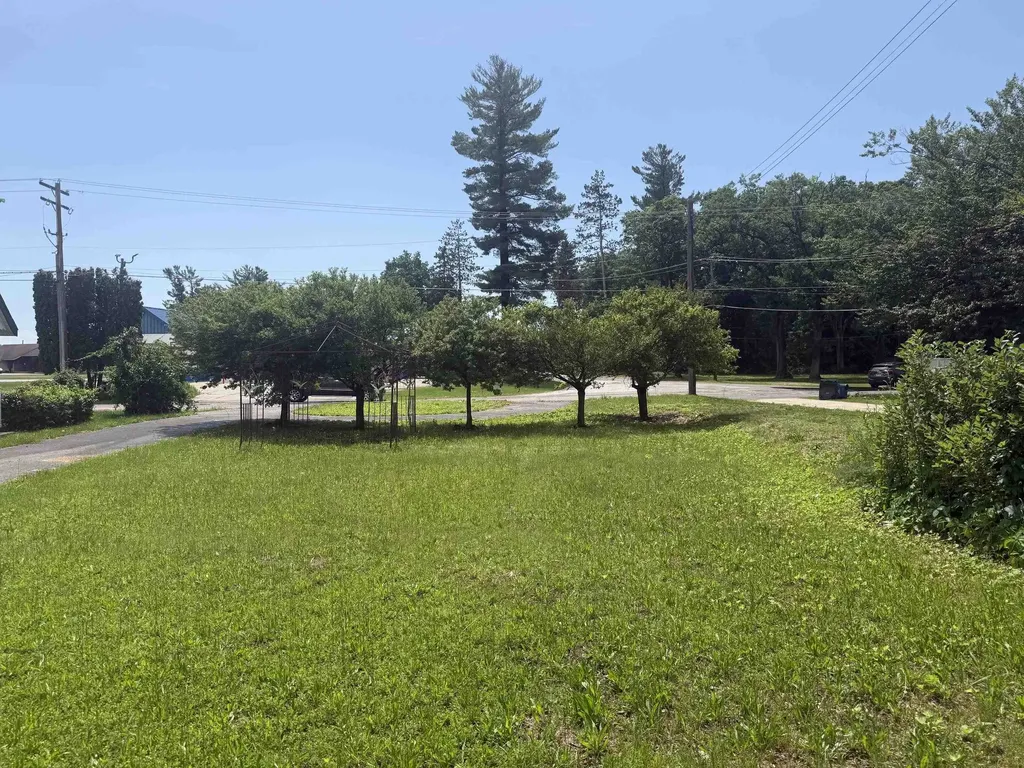 2816 Sunnyside Drive Cadillac City MI 49601