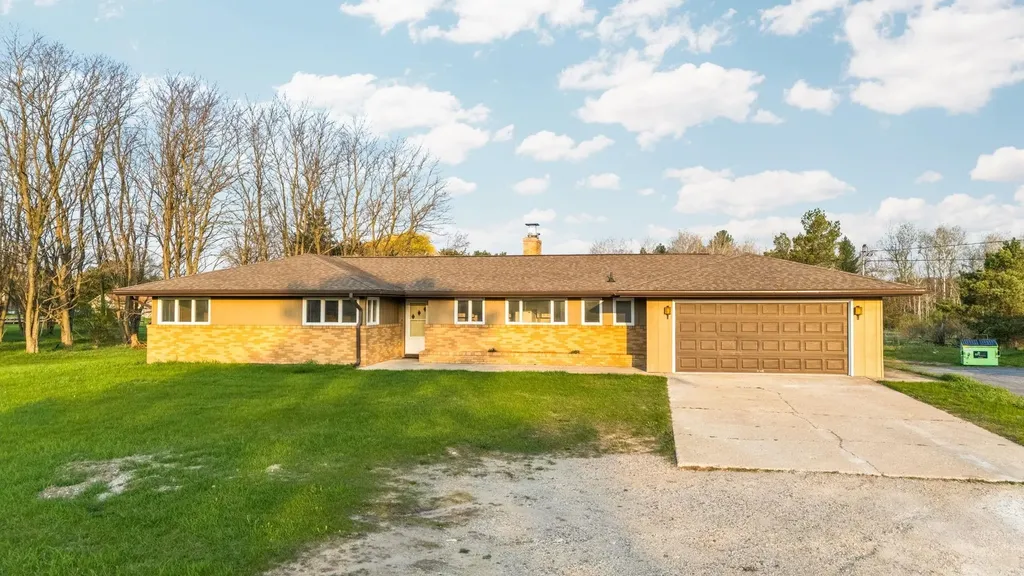 402 S Division Street Kearney Township MI 49615