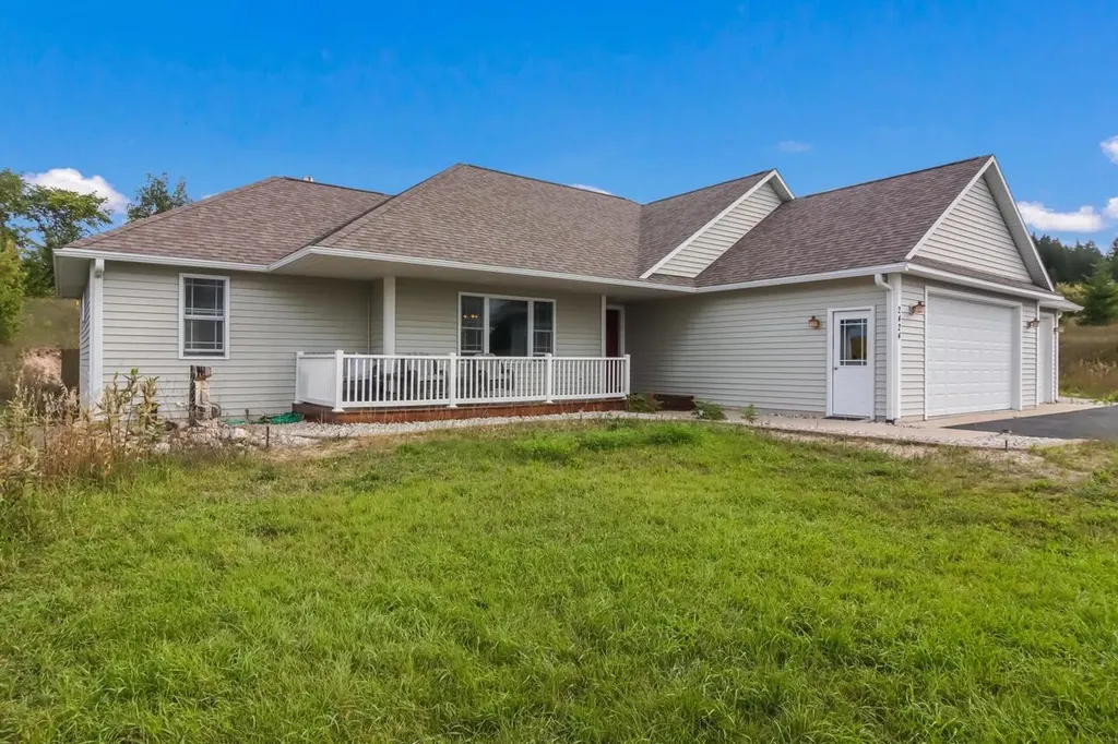 2424 Tyler Hills Drive Long Lake Township MI 49685