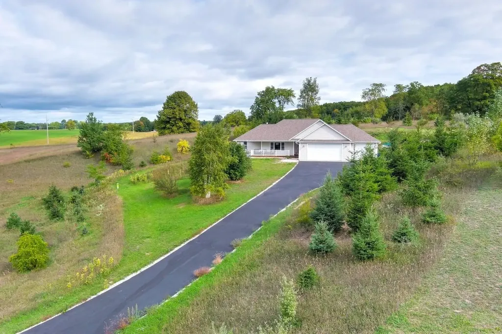 2424 Tyler Hills Drive Long Lake Township MI 49685