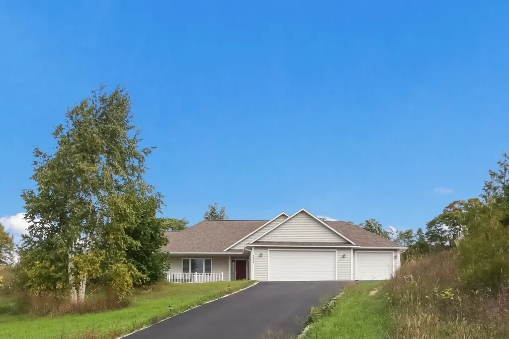 2424 Tyler Hills Drive Long Lake Township MI 49685