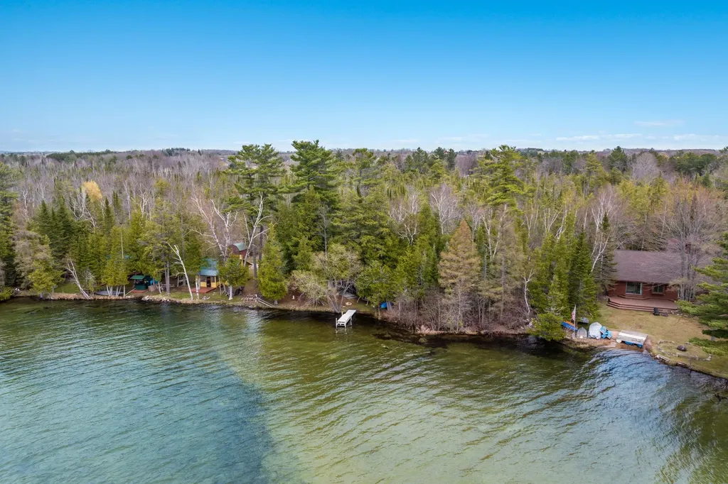 6386 Tricks Way Elk Rapids Township MI 49648