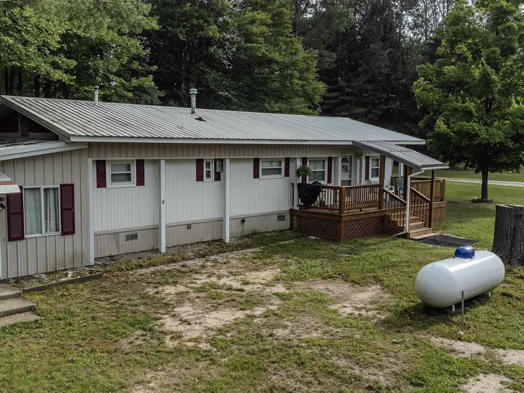 1111 Taxiway Ida Reeder Township MI 49651