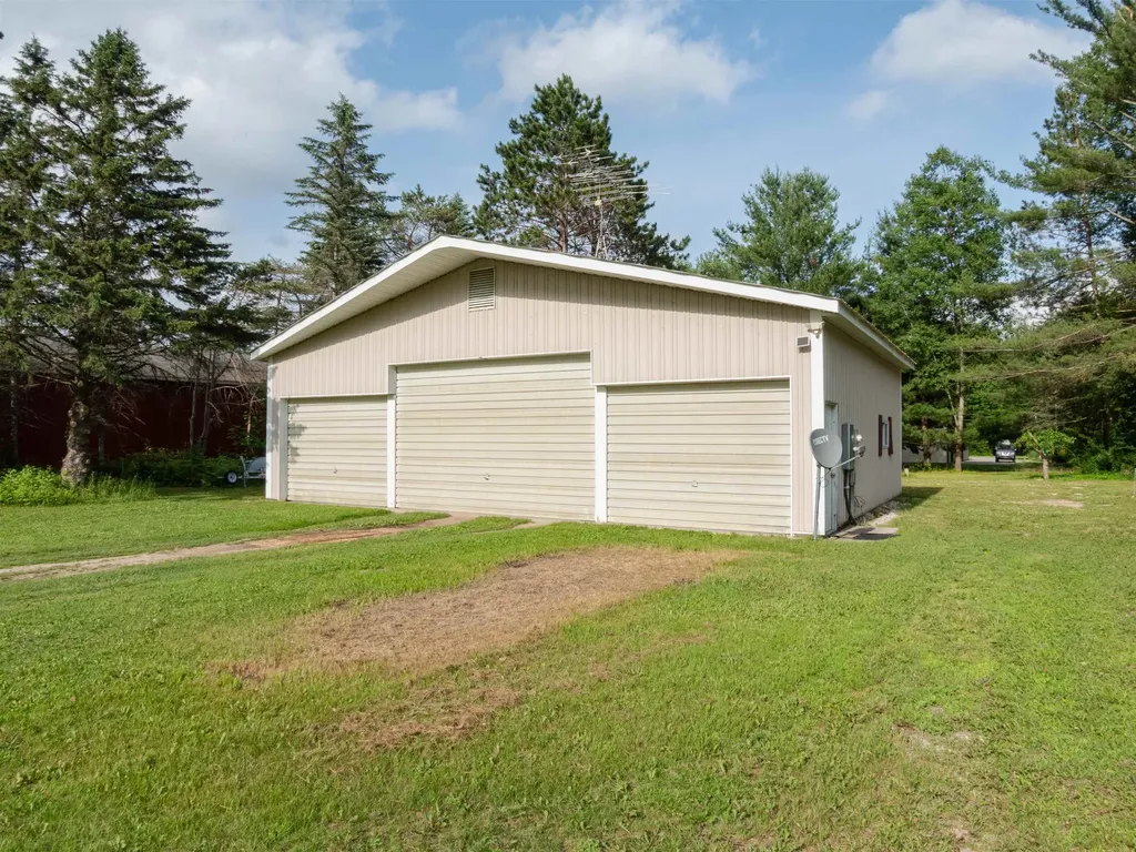 1111 Taxiway Ida Reeder Township MI 49651