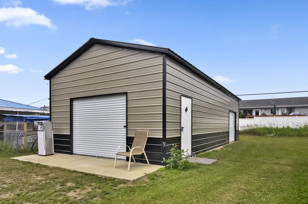 18116 205th Avenue Green Charter Township MI 49307