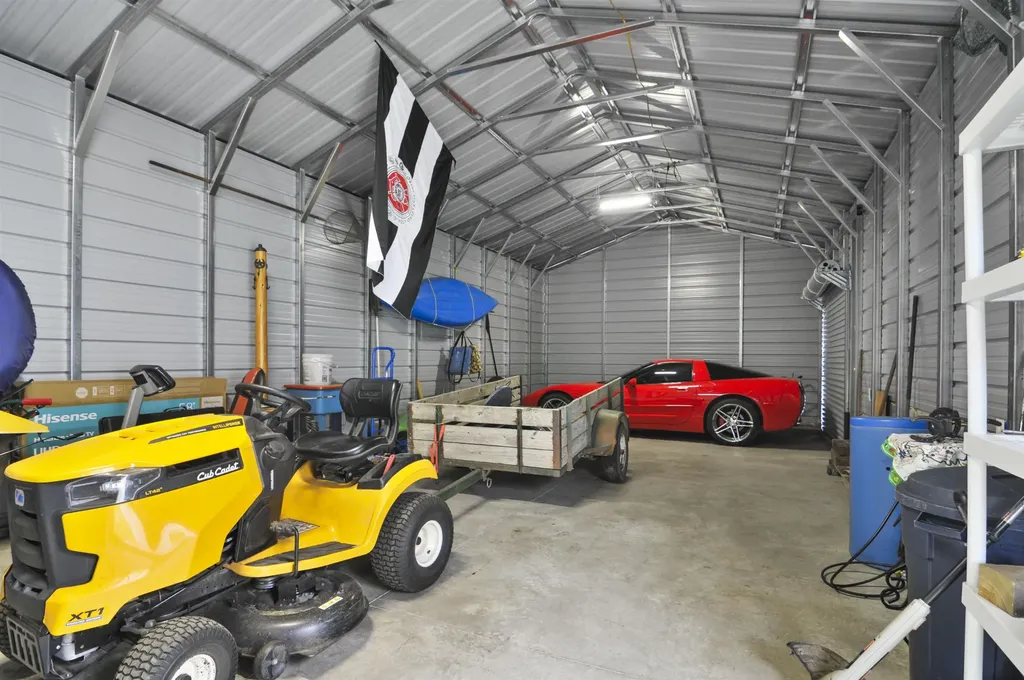 18116 205th Avenue Green Charter Township MI 49307